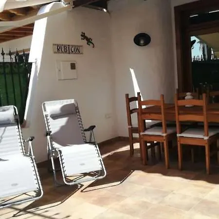 Puerto Del Carmen Sleeps 3 Wifi Apartament