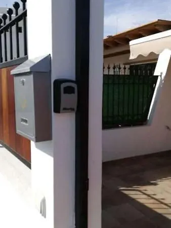 Puerto Del Carmen Sleeps 3 Wifi Puerto del Carmen (Lanzarote)